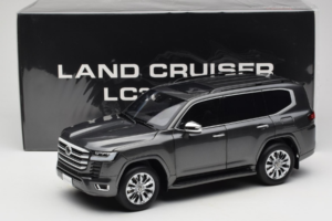 Toyota Land Cruiser LC300 ZX Szürke LCD 1:18 LCD18013-ZX-GR Fém – 8. kép a 8-ből