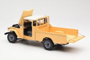 Toyota Land Cruiser Pickup Bézs Kyosho 1:18 08958BE Fém – 5. kép a 8-ből