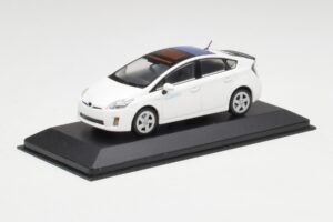 Toyota Prius XW30 Super Fehér Minichamps 1:43 PRIUS001 Fém – 2. kép a 4-ből