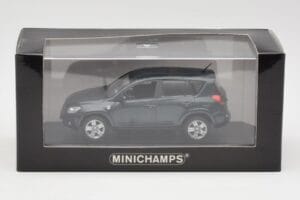Toyota RAV4 XA20 Zöld Minichamps 1:43 TOYOTA008 Fém – 4. kép a 4-ből