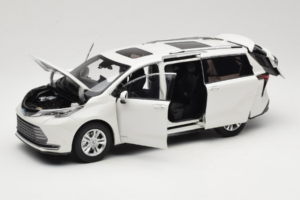 Toyota Sienna XL30 Fehér OEM 1:18 TOYOTA013 Fém – 2. kép a 8-ből