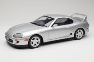 Toyota Supra A80 Ezüst Kyosho 1:12 KSR12006S Gyanta