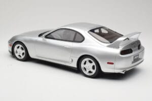 Toyota Supra A80 Ezüst Kyosho 1:12 KSR12006S Gyanta – 5. kép a 6-ből