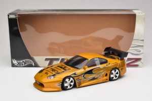 Toyota Supra A80 Arany Tunerz Edition Hot Wheels 1:18 B6091 Fém – 7. kép a 7-ből