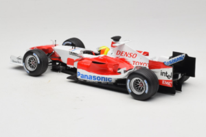 Toyota TF105 #17 R. Schumacher Panasonic Toyota Racing 2005 Minichamps 1:18 100050017 Fém – 5. kép a 7-ből