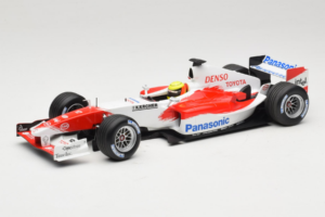 Toyota TF105 #17 R. Schumacher Panasonic Toyota Racing Showcar 2005 Minichamps 1:18 100050087 Fém