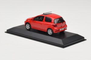 Toyota Yaris TS Piros Minichamps 1:43 430166062 Fém – 3. kép a 4-ből