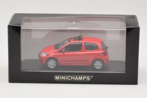 Toyota Yaris TS Piros Minichamps 1:43 430166062 Fém – 4. kép a 4-ből