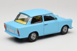Trabant 601 Kék Sun Star 1:18 4290 Fém – 3. kép a 8-ből