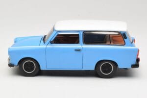 Trabant 601 Kombi Kék Sun Star 1:18 4272 Fém – 4. kép a 8-ből