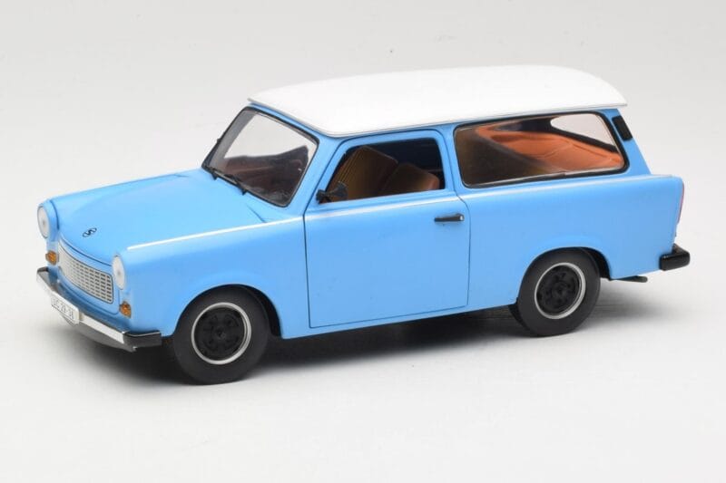 Trabant 601 Kombi Kék Sun Star 1:18 4272 Fém