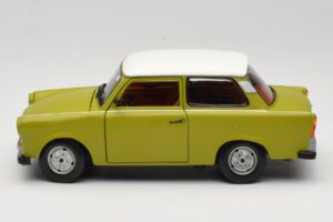 Trabant 601 Zöld Sun Star 1:18 4289 Fém – 4. kép a 8-ből