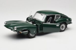 Triumph GT6 Mk3 Zöld Sun Star 1:18 1055 Fém – 2. kép a 8-ből