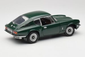 Triumph GT6 Mk3 Zöld Sun Star 1:18 1055 Fém – 3. kép a 8-ből