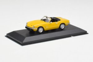 Triumph Spitfire 1500 Sárga Minichamps 1:43 400132531 Fém – 2. kép a 4-ből