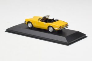 Triumph Spitfire 1500 Sárga Minichamps 1:43 400132531 Fém – 3. kép a 4-ből