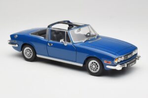 Triumph Stag Mk1 Sapphire Blue Revell 1:18 8815 Fém – 6. kép a 8-ből