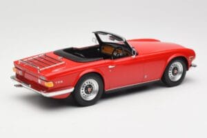 Triumph TR6 PI Piros Minichamps 1:18 155132031 Fém – 2. kép a 6-ből