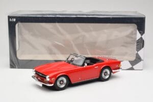 Triumph TR6 PI Piros Minichamps 1:18 155132031 Fém – 6. kép a 6-ből