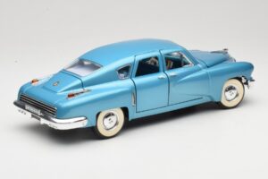 Tucker Torpedo Kék Road Signature 1:18 92268 Fém – 3. kép a 8-ből