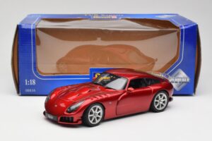 TVR Sagaris Piros Revell 1:18 08816 Fém – 8. kép a 8-ből