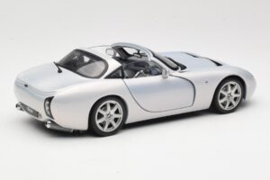TVR Tuscan Mk2 Ezüst Sun Star 1:18 4462 Fém – 3. kép a 8-ből