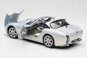 TVR Tuscan Mk2 Ezüst Sun Star 1:18 4462 Fém – 5. kép a 8-ből