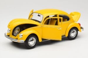 Volkswagen Beetle 1200 Sárga Minichamps 1:18 150057106 Fém – 2. kép a 8-ből