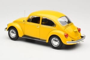 Volkswagen Beetle 1200 Sárga Minichamps 1:18 150057106 Fém – 7. kép a 8-ből