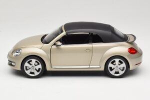 Volkswagen Beetle A5 Kabrió Szürke Kyosho 1:18 5C3099302P7W Fém – 4. kép a 8-ből