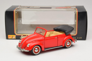 Volkswagen Beetle Kabrió Piros Maisto 1:18 56010 Fém – 8. kép a 8-ből