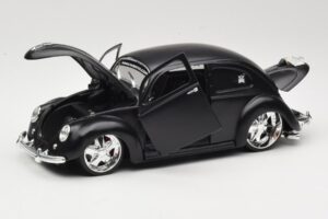 Volkswagen Beetle Type 1 Fekete Maisto 1:18 31018 Fém – 2. kép a 8-ből