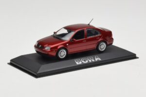 Volkswagen Bora Mk4 Red Metallic Minichamps 1:43 VW003 Fém – 2. kép a 4-ből