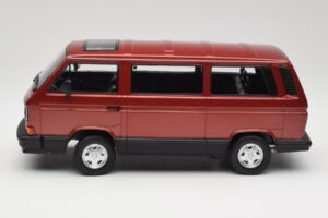 Volkswagen Bus T3 Multivan Magnum Mars Red Metallic KK-Scale 1:18 KKDC180991 Fém – 3. kép a 6-ből