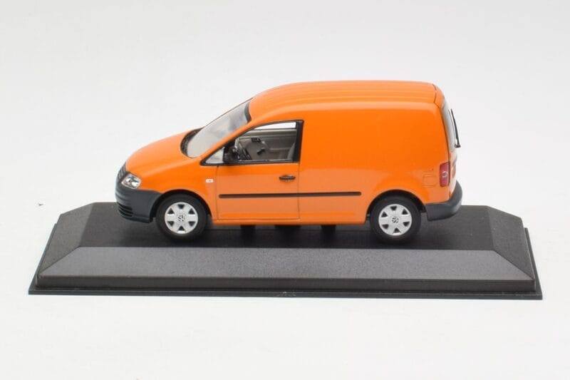 Volkswagen Caddy 2K Narancssárga Minichamps 1:43 CADDY005 Fém