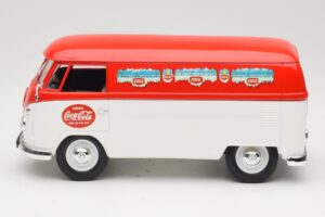 Volkswagen T1 Combi Coca-Cola Solido 1:18 9512 Fém – 4. kép a 8-ből