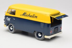 Volkswagen T1 Combi Michelin Fekete & Sárga Solido 1:18 9406 Fém – 5. kép a 8-ből
