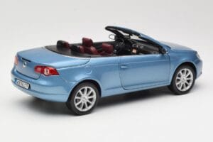 Volkswagen Eos Kék Norev 1:18 188422 Fém – 3. kép a 8-ből