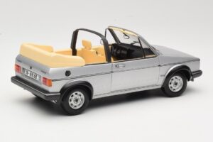 Volkswagen Golf Mk1 Kabrió Ezüst Sun Star 1:18 VW004 Fém – 3. kép a 8-ből