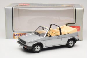 Volkswagen Golf Mk1 Kabrió Ezüst Sun Star 1:18 VW004 Fém – 8. kép a 8-ből