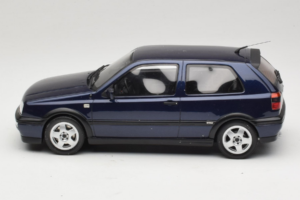 Volkswagen Golf Mk3 VR6 Sötétkék Otto 1:18 OT046 Gyanta – 3. kép a 6-ből