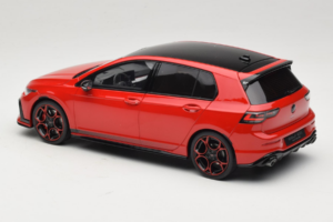 Volkswagen Golf Mk8 GTI 50th Edition Tornado Red Otto 1:18 OT1322 Gyanta – 5. kép a 6-ből