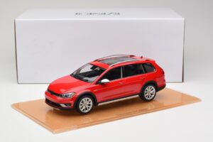 Volkswagen Golf Mk7 Alltrack Tornado Red DNA 1:18 DNA000035 Gyanta – 6. kép a 6-ből