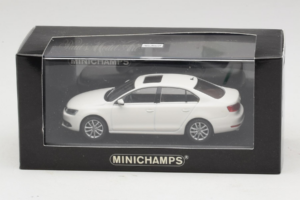 Volkswagen Jetta Mk6 Fehér Minichamps 1:43 JETTA003 Fém – 4. kép a 4-ből