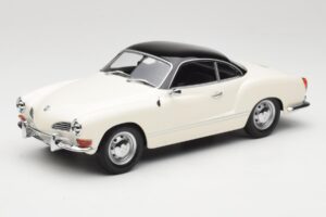 Volkswagen Karmann Ghia Krémszínű Fekete Minichamps 1:18 155054021 Fém