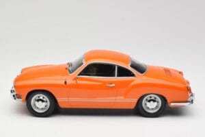 Volkswagen Karmann Ghia Narancssárga Minichamps 1:18 155054020 Fém – 3. kép a 6-ből