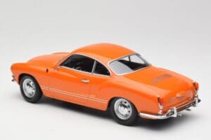 Volkswagen Karmann Ghia Narancssárga Minichamps 1:18 155054020 Fém – 5. kép a 6-ből