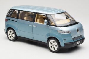 Volkswagen Microbus Concept Világoszöld Revell 1:18 08444 Fém – 6. kép a 8-ből