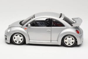 Volkswagen New Beetle RSi Ezüst Bburago 1:18 3306 Fém – 4. kép a 8-ből