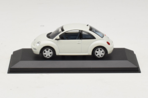 Volkswagen New Beetle Fehér Minichamps 1:43 430058005 Fém